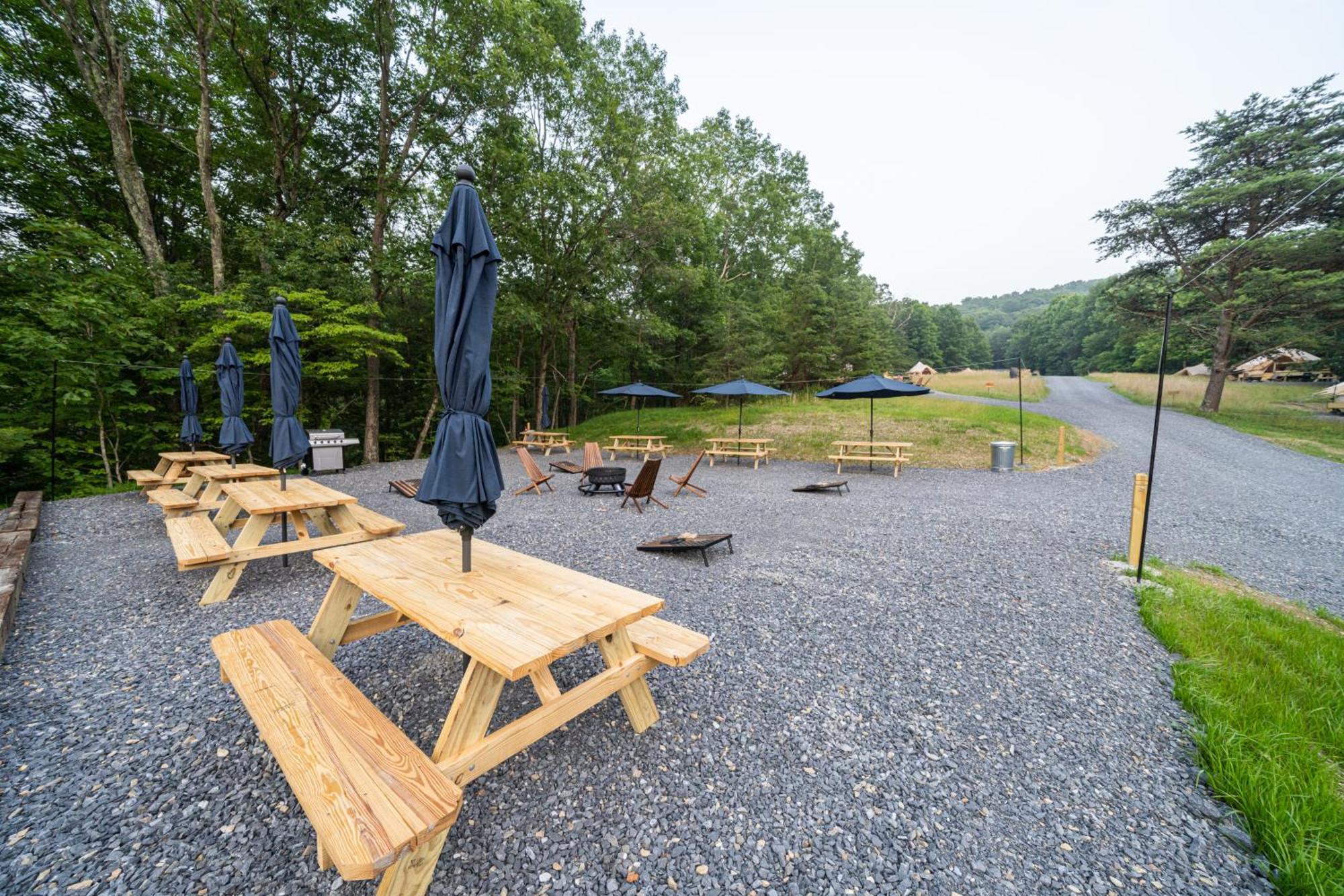 Firefly Ridge Luxury Retreat Hotel Great Cacapon Ngoại thất bức ảnh